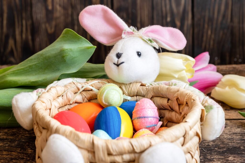 Easter egg in Ukrainian colors with a rabbit in NSW